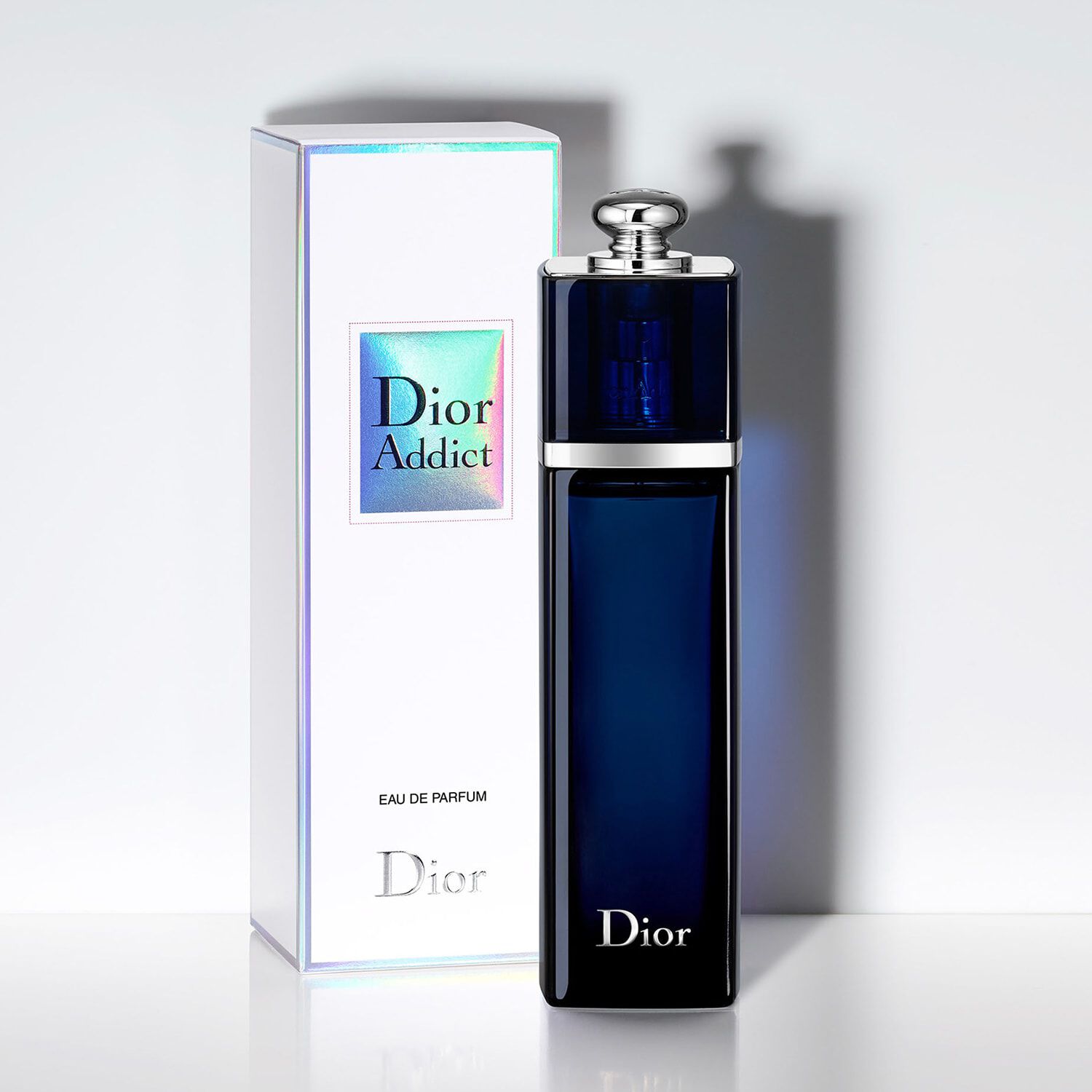Dior Addict Eau de parfum para mulher Notas florais almiscaradas e frutadas