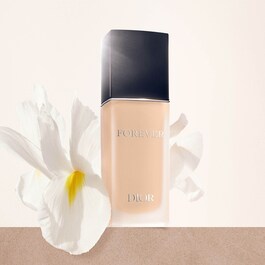 Dior Forever - Base mate clean - duração 24 horas sem transferência