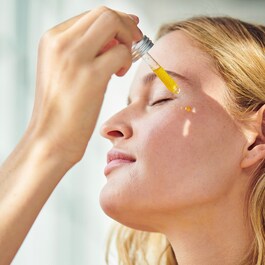 Vitamin Nectar Glow Serum - Sérum facial radiante com vitaminas C e E