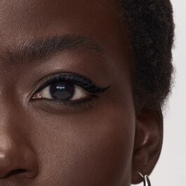 Eyeliner Alta Precisão