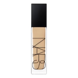 Natural Radiant Longwear Foundation image