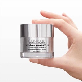 Clinique Smart SPF 15 -  Custom-Repair Moisturizer SPF 15