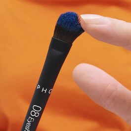 08 Pincel de Sombra para os Olhos - Aplicação intuitiva, acabamento perfeito
