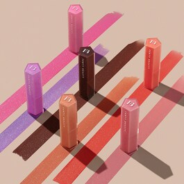Gloss Bomb Stix - Gloss com brilhantes em stick