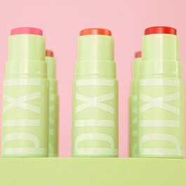 +Hydra Lip Treat - Bálsamo para os lábios com cor
