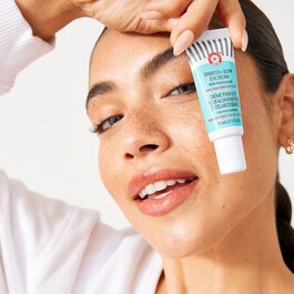 Brigthen + Glow - Creme contorno dos olhos iluminador com Niacinamida