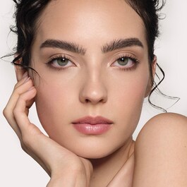 Impeccable 24HR Blurring Matte Setting Spray - Spray fixador 