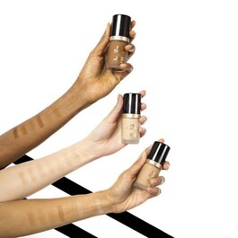 Born This Way Natural Finish Foundation - Base