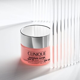Moisture Surge SPF25 Sheer - Creme Hidratante Facial