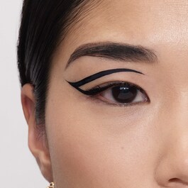 Eyeliner Alta Precisão