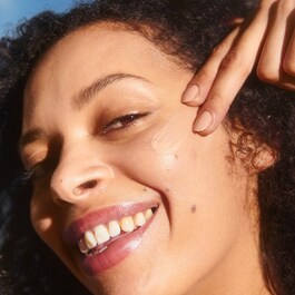   British Summer Time Glow SPF 30 - peles sensíveis