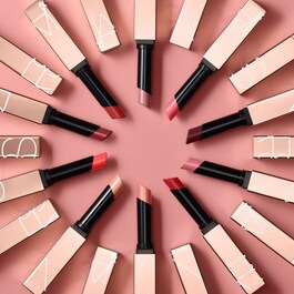 Afterglow Sensual Shine Lipstick - Batom Cintilante