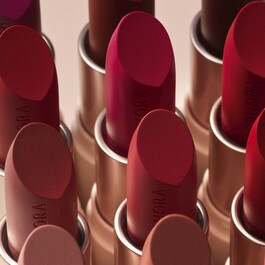 Rouge Is Not My Name  -  Batom Mate