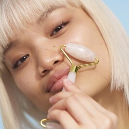 Rose quartz facial roller - Facial Roller