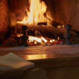 REPLICA By The Fireplace - Vela Perfumada