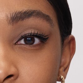 Eyeliner Alta Precisão