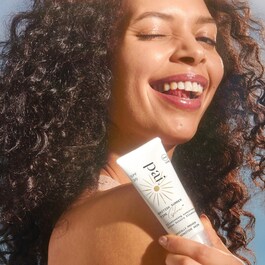   British Summer Time Glow SPF 30 - peles sensíveis