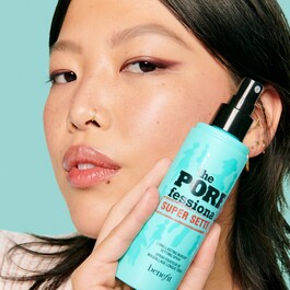 The POREfessional Super Setter - Spray fixador de maquilhagem.