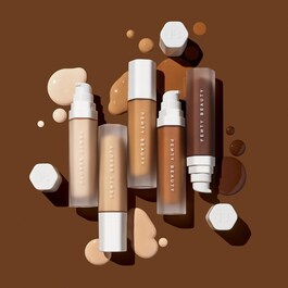 Soft' Lit Naturally Luminous Foundation - Base