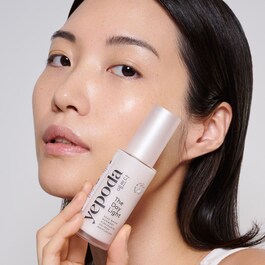 The Night Light – Creme hidratante sem óleo com água de rosas e niacinamida