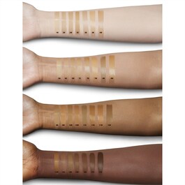 Charlotte's Beautiful Skin Foundation - Base Iluminadora