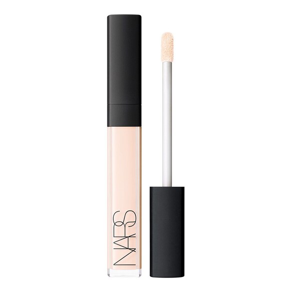 Radiant Creamy Concealer - Antiolheiras luminoso, Nars