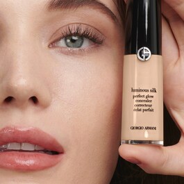 Luminous Silk Concealer - Corretor Iluminador