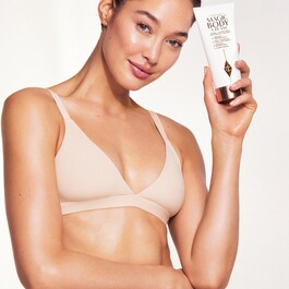 Charlotte's Magic Body Cream - Creme Hidratante Corporal ❘ Charlotte  Tilbury ≡ SEPHORA