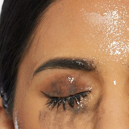 Oil to Foam Total Cleanser - Desmaquilhante 2 em 1