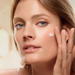Abeille Royale - Creme de Dia Matificante Reafirma, Suaviza