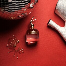 Scandal - Eau de Parfum - Notas de Gardénia, Mel e Patchouli