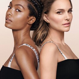 Dior Forever Base Compacta