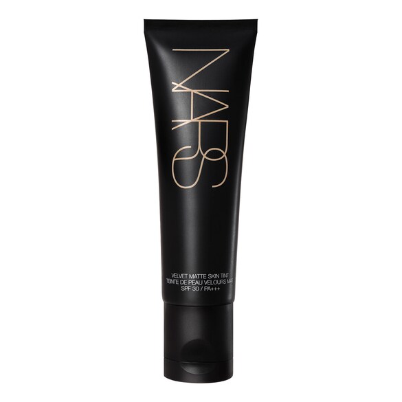 Velvet Matte Skin Tint SPF 30/PA+++ - Creme corado, Nars