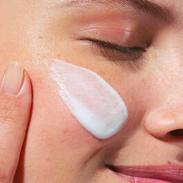Lait Velours Démaquillant - Leite Desmaquilhante Genciana e Melissa  