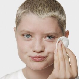3-Step Skin Care System - Step 2 : Clarifying Lotion